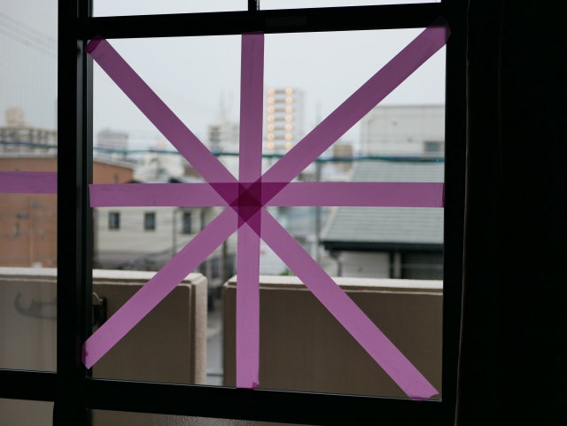 岡山県の台風に備えて窓のメンテナンス